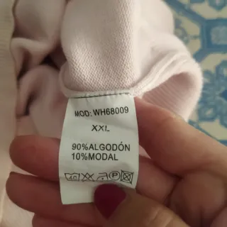 Jersey Hombre Cuello Pico Rosa .Talla XXL