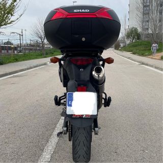 Suzuki Vstrom DL 650 Negra