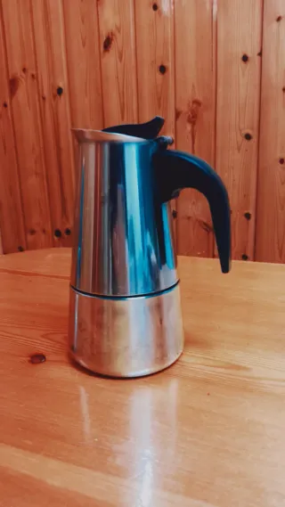 Cafetera italiana pequeña