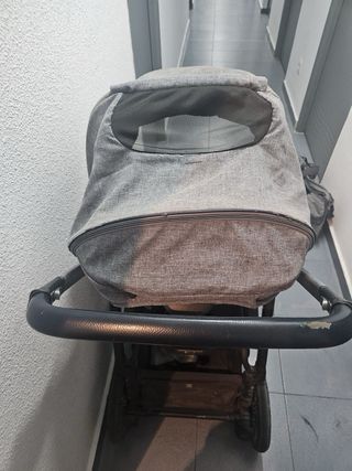Silla de paseo Inglesina modelo Aptica (3 piezas)