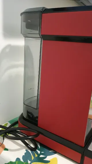 Cafetera Cecotec Cafelizzia