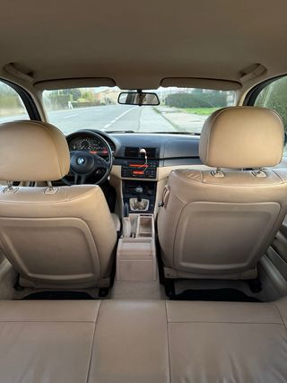 BMW 320d Compact 150cv • Cuero • Buen estado