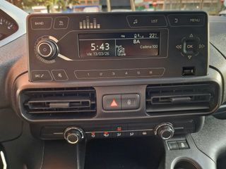 Peugeot Partner 2023 Pro Long 1000KG Etiqueta C