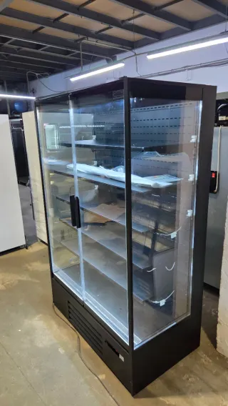 Nevera expositora refrigerada