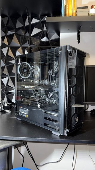 PC Gaming Ryzen 7 GTX 1660 SUPER 16GB RAM+teclado