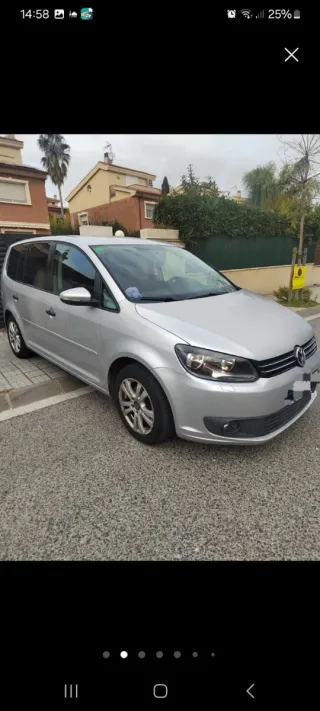 Volkswagen Touran 2011
