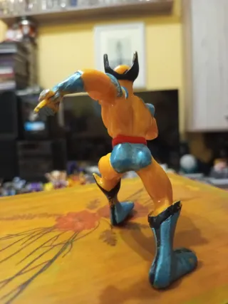 Wolverine Marvel X-Men Figura PVC Amarillo Azul