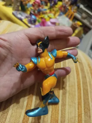 Wolverine Marvel X-Men Figura PVC Amarillo Azul