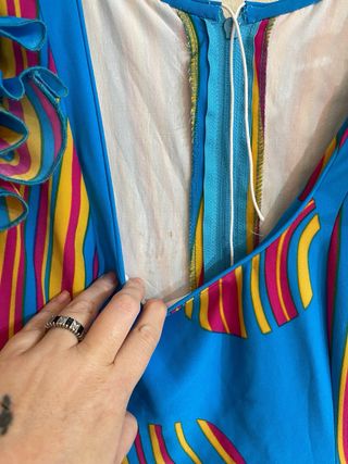 Traje de Flamenca con Mantón de regalo Talla 38/40