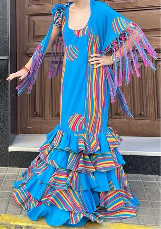 Traje de Flamenca con Mantón de regalo Talla 38/40