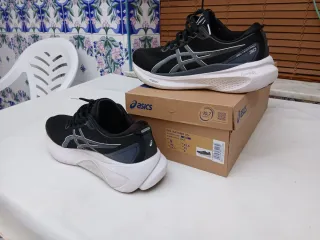 Zapatillas Asics Gel Kayano 30 Negras/Grises