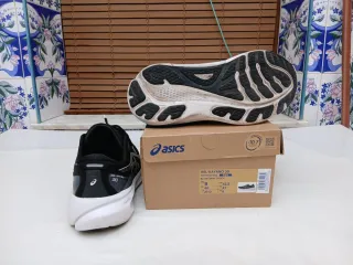 Zapatillas Asics Gel Kayano 30 Negras/Grises