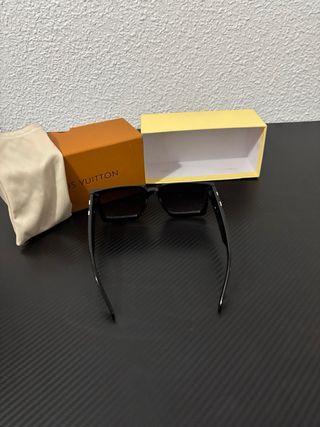 Gafas Louis Vuitton Negras y Doradas