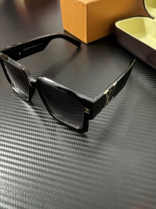 Gafas Louis Vuitton Negras y Doradas
