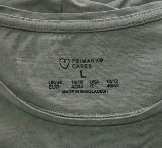 .Lote de tres camisetas, talla L.