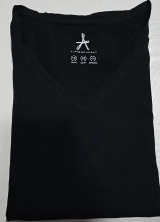 .Lote de tres camisetas, talla L.