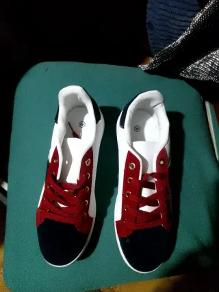 Zapatillas deportivas talla 40