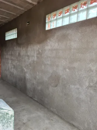 Busco trabajo de ayudante de albañilería