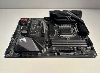 Lote Placa Base Aorus Z390 + CPU i5-9600KF