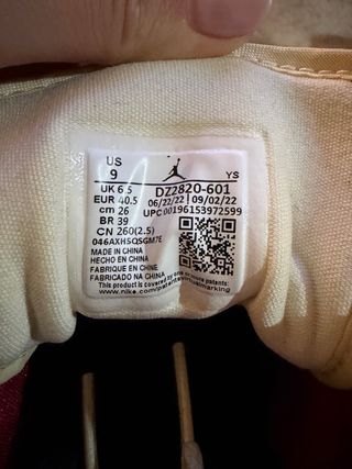 Air Jordan 1 Mid SE Tiki Leaf