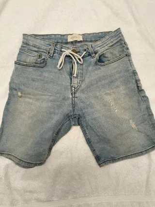 Bermuda vaquera Pull&Bear Talla 32