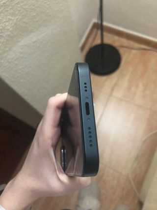 iPhone 13 128GB Medianoche