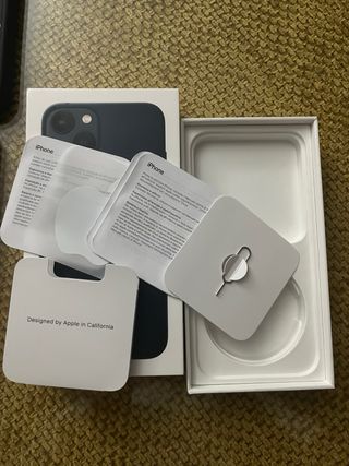 iPhone 13 128GB Medianoche