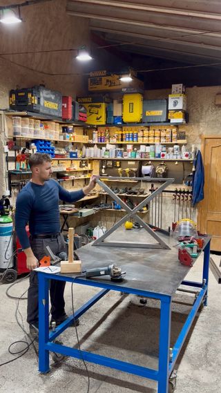 Patas para mesa y banco de metal