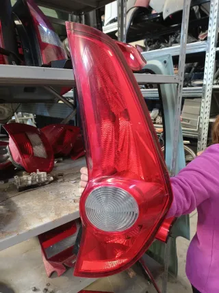 Fanale posteriore dx Opel Agila B