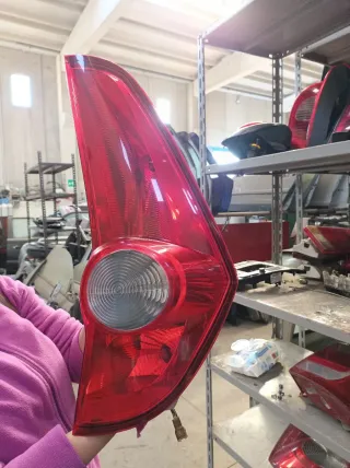 Fanale posteriore dx Opel Agila B