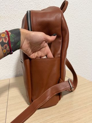 Mochila de cuero vacuno marrón