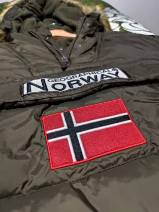 Abrigo Geographical Norway Verde y Rojo