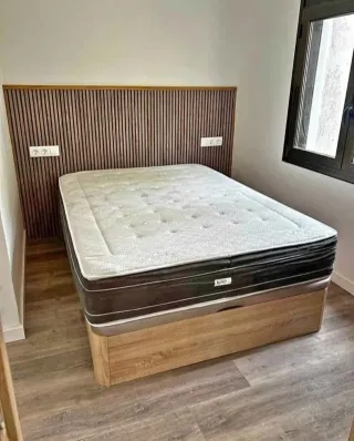 Canapé madera y tela matrimonio individua