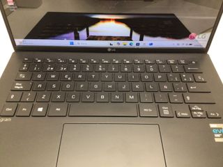 pc portatil lg 14z90p