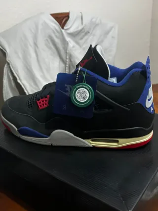 Jordan 4 Negro/Rojo