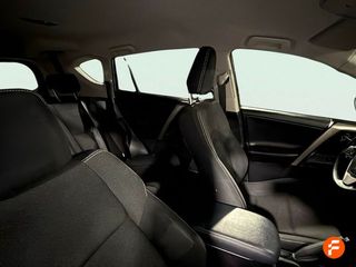 Toyota Rav4 2.5l hybrid 2WD Advance