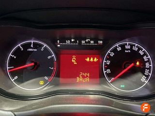 Opel Corsa 1.4 Expression 55kW (75CV)