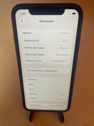 iPhone 11 64GB Rojo