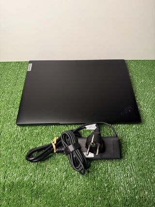 Lenovo ThinkPad – Intel Core Ultra 5 / 16GB RAM