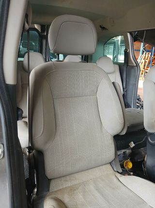 ASIENTO DELANTERO DERECHO PEUGEOT PARTNER TEPEE