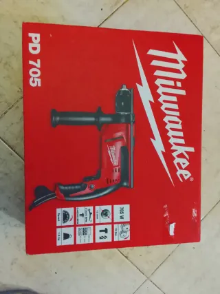 Taladro Milwaukee PD 705 705W