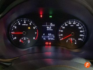 Kia Stonic 1.0 T-GDi 74kW (100CV) Drive