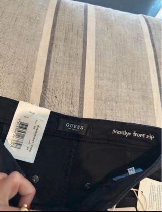 Pantalón vaquero Guess negro