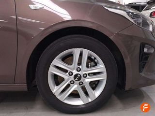 Kia Ceed 1.4 T-GDi 103kW (140CV) Drive