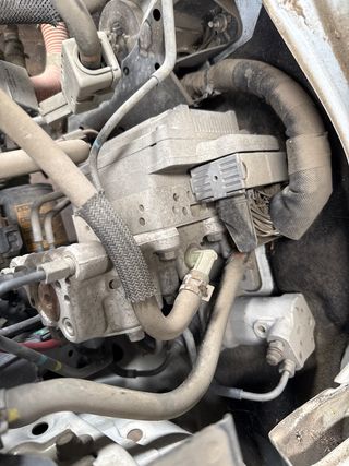 ABS TOYOTA AURIS (E18)