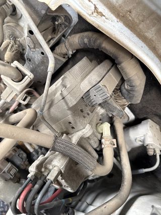 ABS TOYOTA AURIS (E18)