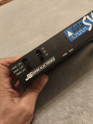 Caja conexión JLCooper dataSYNC MIDI/ADAT