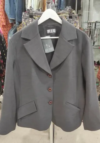 Lote 50 blazers mujer