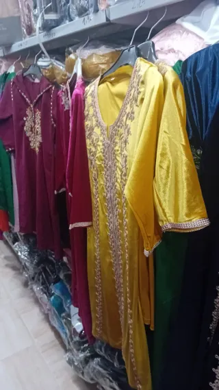 Ropa multicolor talla única