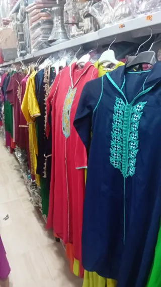 Ropa multicolor talla única